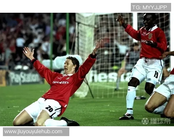 迪亚斯激情滑跪庆祝倒地助攻与补时绝杀展现战斗精神至最后一刻 迪亚斯激情滑跪庆祝倒地助攻与补时绝杀展现战斗精神至最后一刻