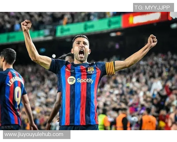 哈维盛赞阿尔巴称其为巴萨和西班牙队历史最佳左后卫 哈维盛赞阿尔巴称其为巴萨和西班牙队历史最佳左后卫